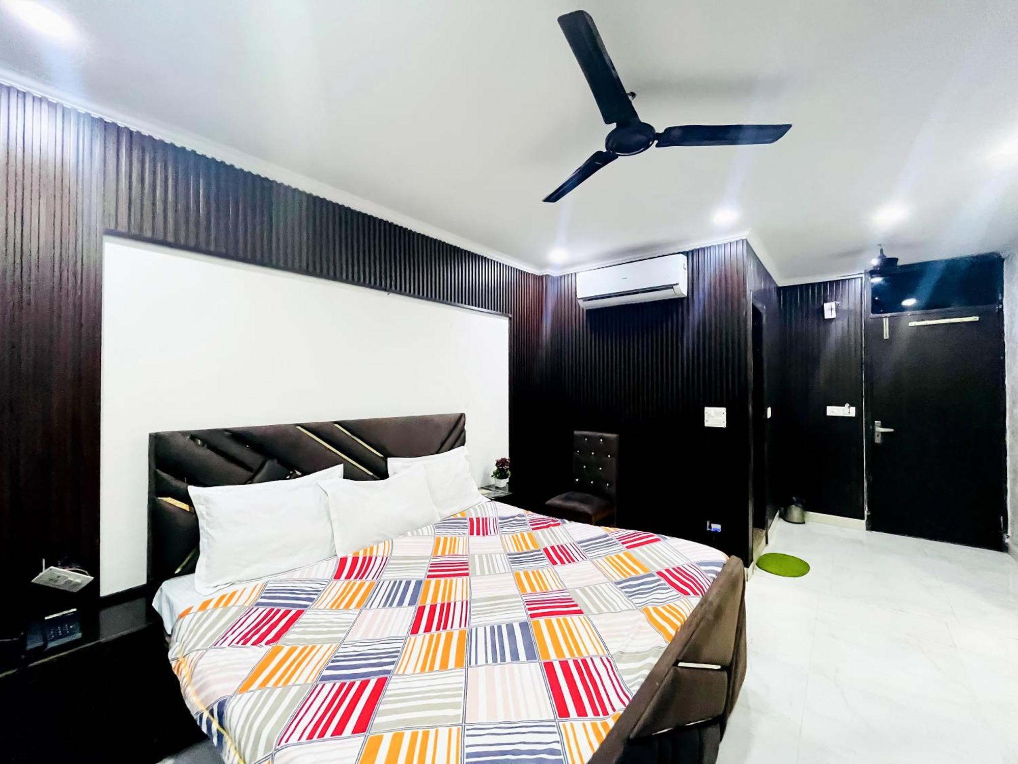 Hotel Tom And Jerry - Jangpura 3*